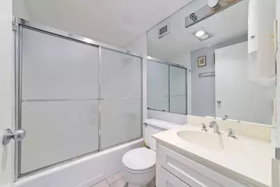 7520 Hornwood Drive 207W, Houston, TX 77036 - Photo 19