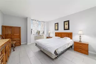 7520 Hornwood Dr 207W, Houston, TX 77036 - Photo 17