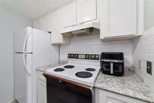 7520 Hornwood Dr 207W, Houston, TX 77036 - Photo 11