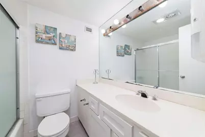 7520 Hornwood Drive 207W, Houston, TX 77036 - Photo 15