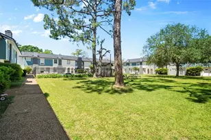 328 S 2nd St, Alvin, TX 77511 - Photo 19