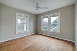 827 Le Green St, Houston, TX 77008 - Photo 17