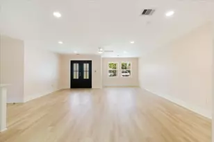7637 Bellingham Dr, Houston, TX 77028 - Photo 5