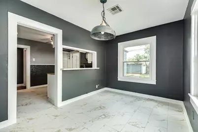 405 13th Avenue N, Texas City, TX 77590 - Photo 5
