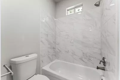 8161 Crestview Drive, Houston, TX 77028 - Photo 21