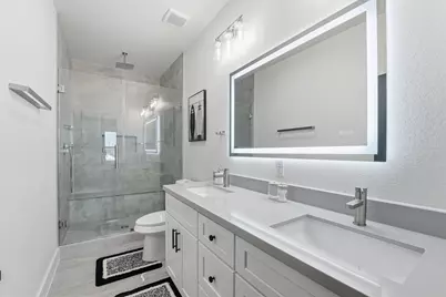 7908 Brandon Street, Houston, TX 77051 - Photo 31