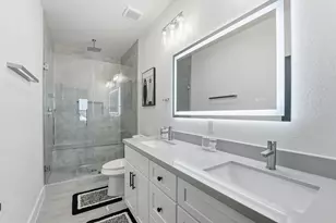 7908 Brandon St, Houston, TX 77051 - Photo 31
