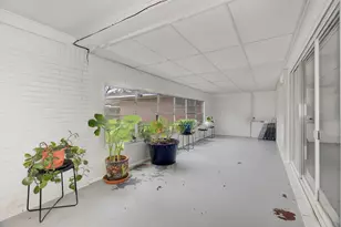 2000 E Fayle St, Baytown, TX 77520 - Photo 25