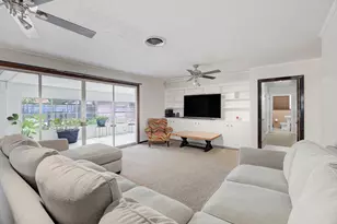 2000 E Fayle St, Baytown, TX 77520 - Photo 9