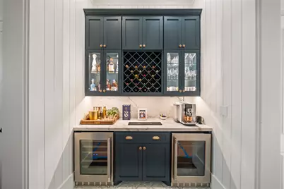 2622 E Seaside Drive, Galveston, TX 77550 - Photo 15