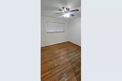 9721 Foredale Street, Houston, TX 77075 - Photo 13