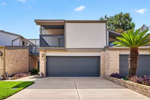 880 Tully Rd, Houston, TX 77079 - Photo 3