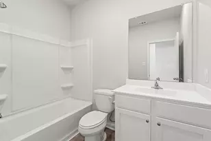 8810 New Jade Dr, Iowa Colony, TX 77583 - Photo 9
