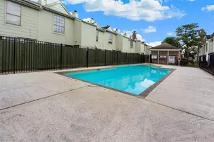 8704 Victorian Village Dr, Houston, TX 77071 - Photo 25