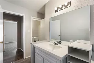 8704 Victorian Village Dr, Houston, TX 77071 - Photo 17