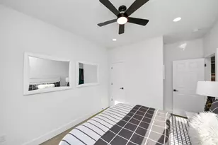 9307 Jutland Rd, Houston, TX 77033 - Photo 29