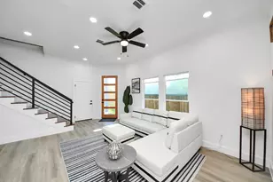 9307 Jutland Rd, Houston, TX 77033 - Photo 3