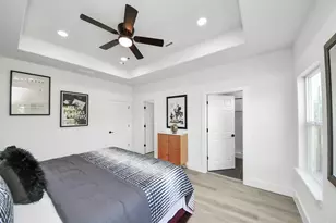 9307 Jutland Rd, Houston, TX 77033 - Photo 23