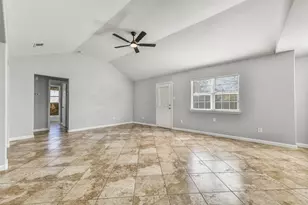 611 Baywood St, Shoreacres, TX 77571 - Photo 5