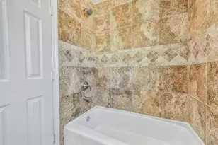 611 Baywood St, Shoreacres, TX 77571 - Photo 23