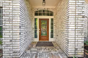 178 Linton Downs Pl, The Woodlands, TX 77382 - Photo 3