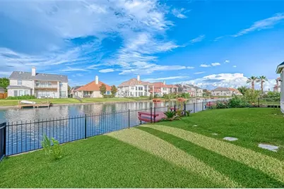 14227 Hawkesbury Court, Sugar Land, TX 77498 - Photo 37