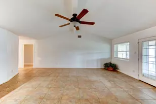 1113 W Flamingo Dr, Seabrook, TX 77586 - Photo 13