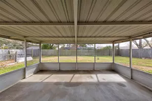 1113 W Flamingo Dr, Seabrook, TX 77586 - Photo 29