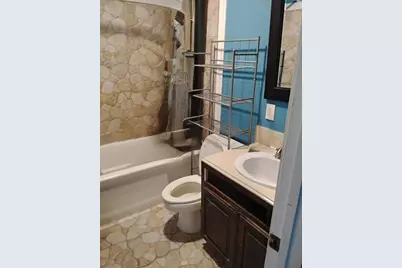 9414 Ashville Drive, Houston, TX 77051 - Photo 5