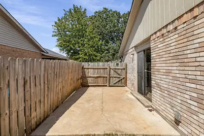 702 San Mario Court #B, College Station, TX 77845 - Photo 21