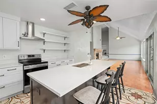 1513 Beaconshire Rd, Houston, TX 77077 - Photo 17