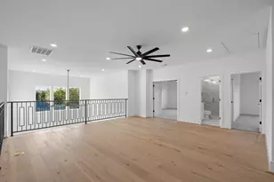 8553 Western Dr, Houston, TX 77055 - Photo 39