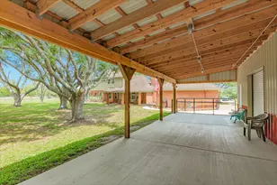 5620 County Rd 166, Alvin, TX 77511 - Photo 31