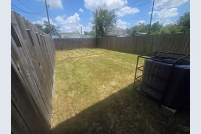 6916 Tommye Street #A-B, Houston, TX 77028 - Photo 5