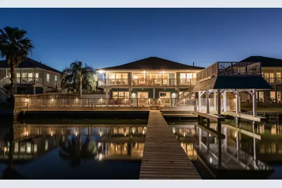 1508 103rd Street, Galveston, TX 77554 - Photo 1