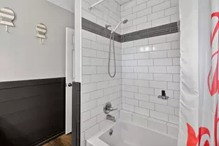 1941 Bayview Dr, Palacios, TX 77465 - Photo 17