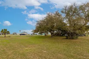 1941 Bayview Dr, Palacios, TX 77465 - Photo 27