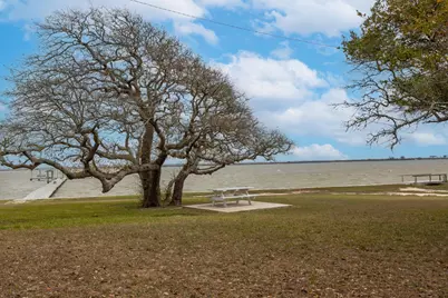 1941 Bayview Drive, Palacios, TX 77465 - Photo 35
