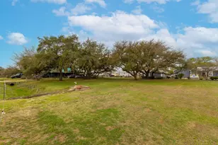 1941 Bayview Dr, Palacios, TX 77465 - Photo 23