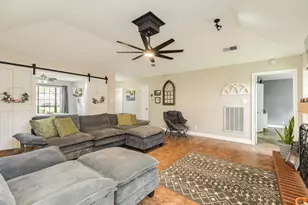 204 Sugar Cane Trce, Lake Jackson, TX 77566 - Photo 9