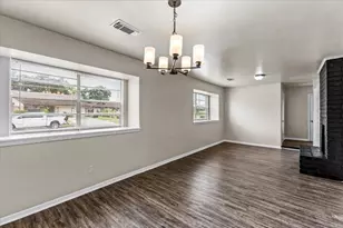 6414 Heatherbloom Dr, Houston, TX 77085 - Photo 7