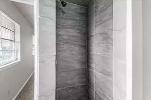 6414 Heatherbloom Dr, Houston, TX 77085 - Photo 19