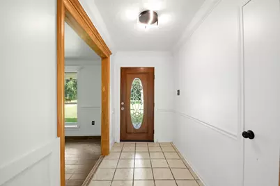 18813 Woodridge Drive, Conroe, TX 77302 - Photo 9