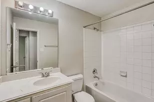 2219 Diamond Crest Dr, Houston, TX 77489 - Photo 15