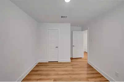 14121 Baikal Manor Drive, Santa Fe, TX 77510 - Photo 13