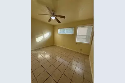 3502 Campbell Street #1, Houston, TX 77026 - Photo 9