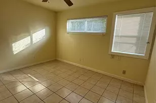 3502 Campbell St, Houston, TX 77026 - Photo 9