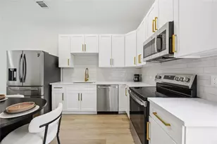 7221 Sandra St, Houston, TX 77028 - Photo 9