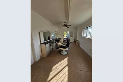 5703 Belneath Street, Houston, TX 77033 - Photo 13