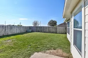 19811 Whispering Hollow Ln, Katy, TX 77449 - Photo 11